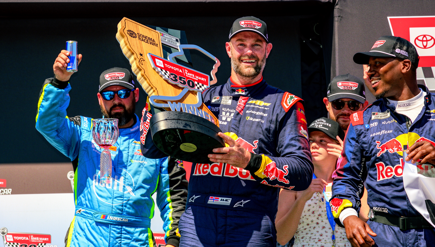Shane van Gisbergen 逆袭夺冠背后的4大关键启示：YABO亚博体育 - 亚博体育 在索诺玛的不可复制之路